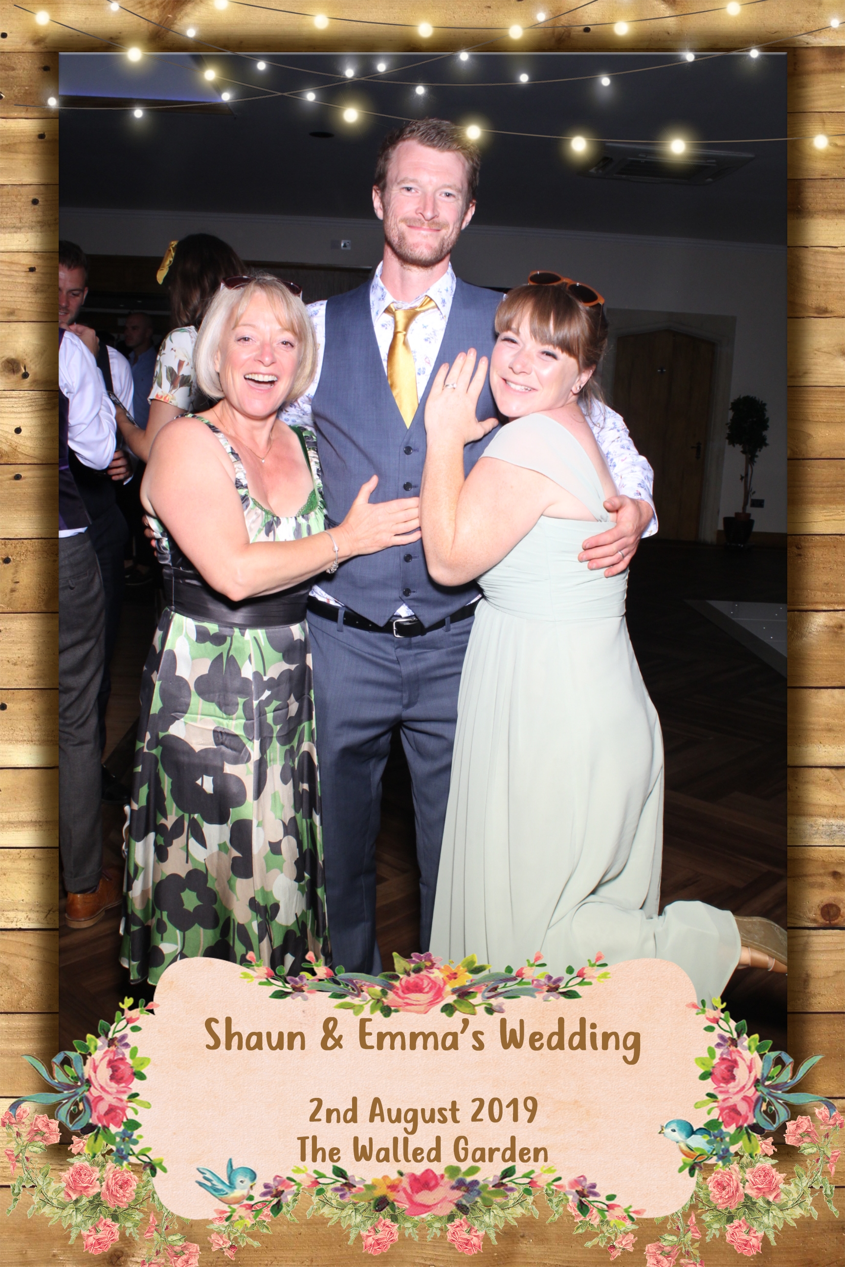 Shaun and Emma's Wedding | View more photos from the event at images.mobile-photo-booth.com/u/MobilePhotoBoothUK/Shaun-and-Emmas-Wedding